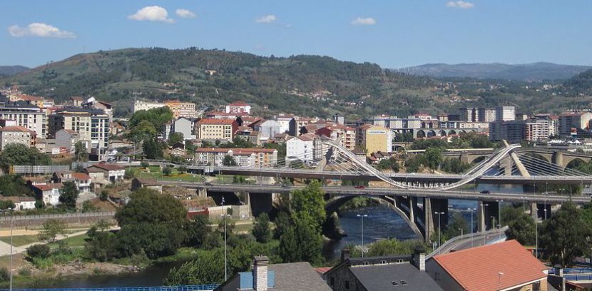 Atractivas vacaciones para descubrir Ourense puentes ou 830x408 Atractivas vacaciones para descubrir Ourense