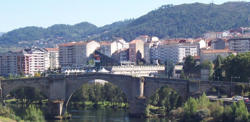 Excelente viaje para aprovechar la Navidad en Ourense puente our 830x404 Excelente viaje para aprovechar la Navidad en Ourense
