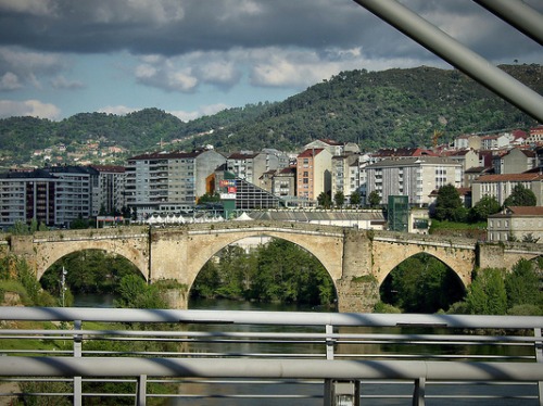 puente Mejora turismo internacional en Ourense